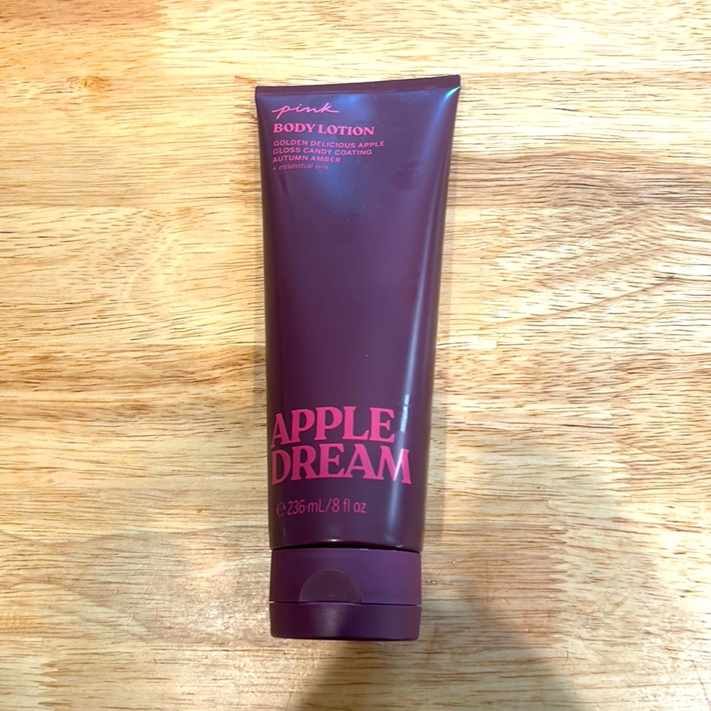 PINK Apple Dream🍎🍁lotion NWT